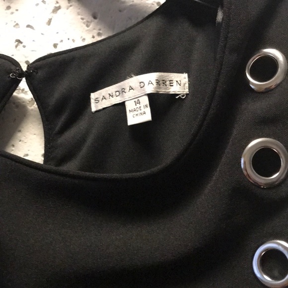 Sandra Darren Crepe Black Dress - Picture 4 of 5